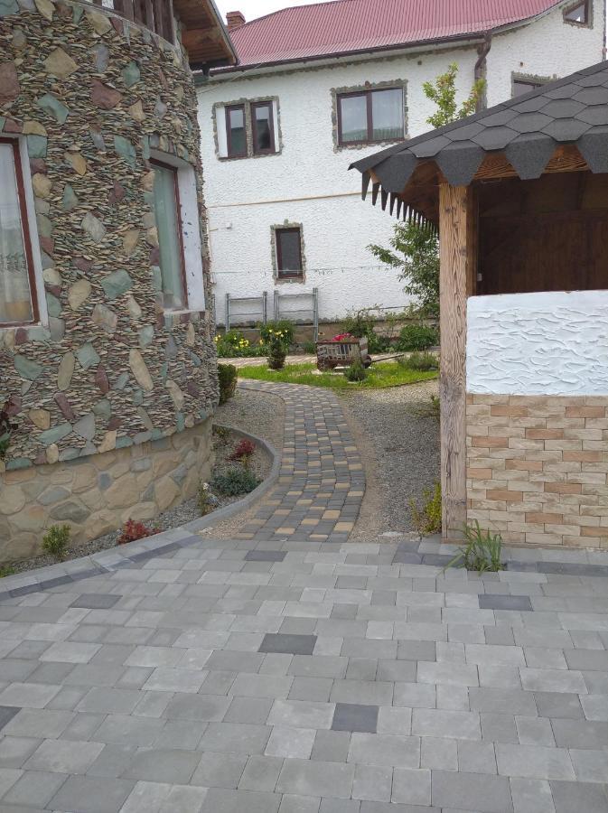 Садиба Янчар Номер Студiо З Басейном Mykulychyn Exterior photo