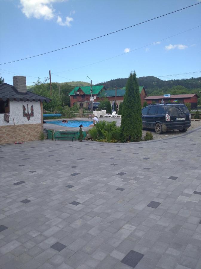 Садиба Янчар Номер Студiо З Басейном Mykulychyn Exterior photo